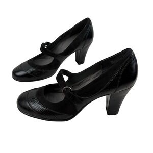 Elegant Black Heeled Mary Jane Shoes